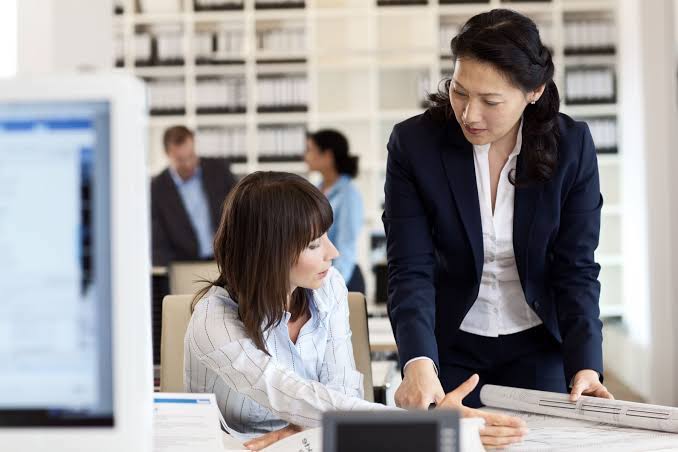 ¿Cómo ser jefe de tus antiguos compañeros de trabajo?