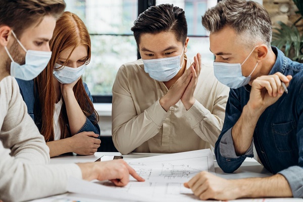 5 ESTRATEGIAS PARA GESTIONAR UN EQUIPO DE TRABAJO HÍBRIDO