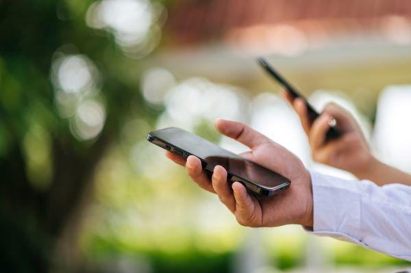 Conoce la app que promueve la inclusión financiera de adultos mayores y personas vulnerables