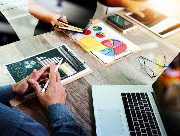 Emprendedor: Fundamentos de marketing para el éxito